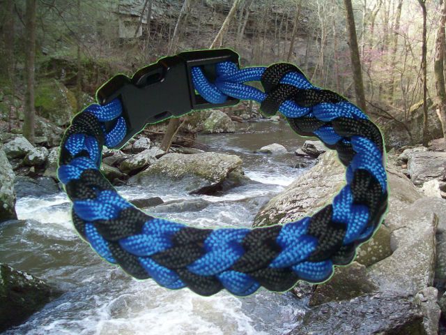 River Bar Paracord Bracelet